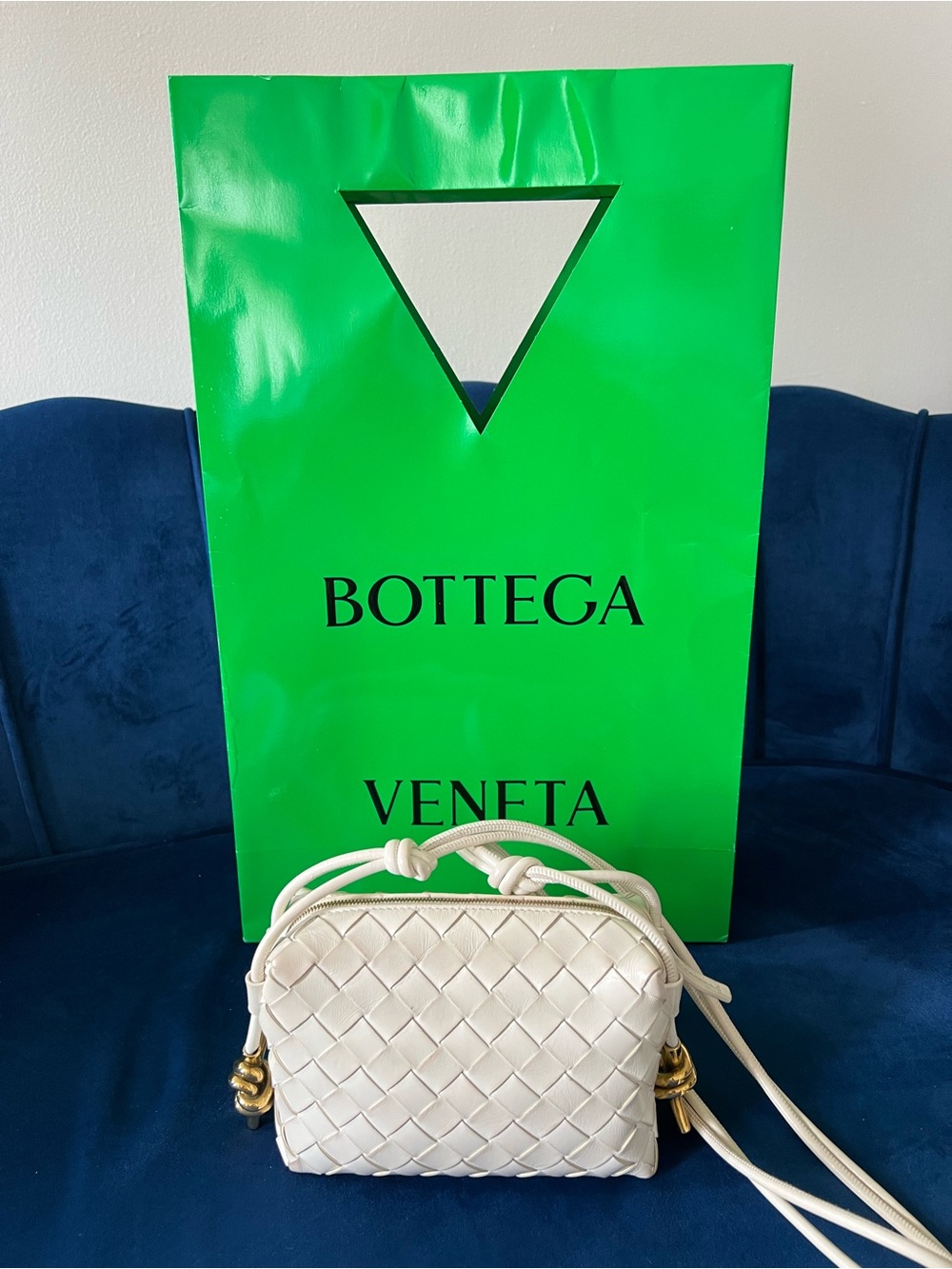 Bottega Veneta Mini Loop Metal Knots white/Bone